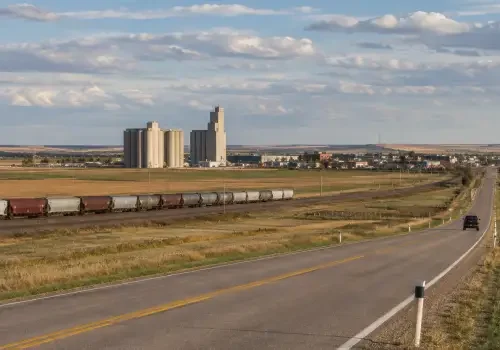 Roadside tow truck responding to a vehicle in Strathmore, Alberta